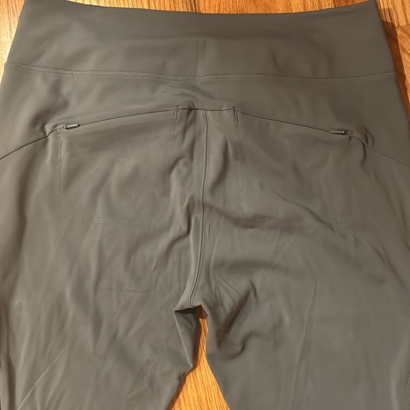 ATHLETA HEADLANDS HYBRID MID RISE TIGHT - Picture 6 of 13